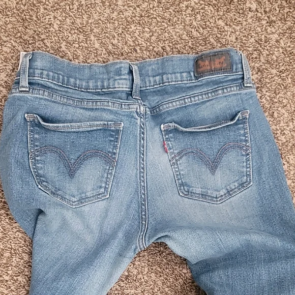 Levis Too Superlow Flare Jeans - Picture 4 of 4